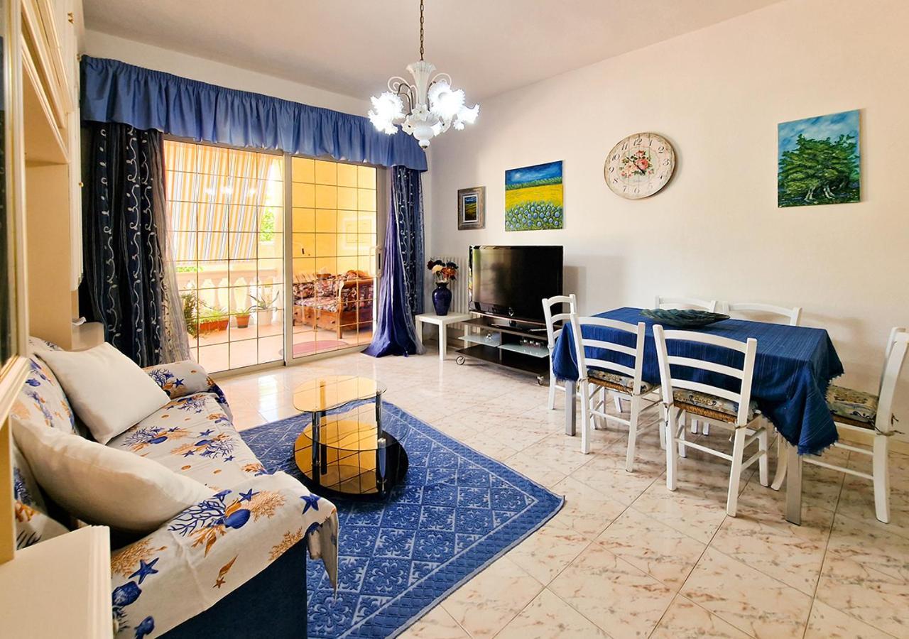 Murphy Holiday Homes - Residenza Nadia La Maddalena  Exteriör bild