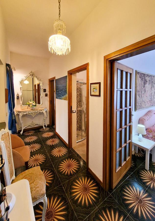 Murphy Holiday Homes - Residenza Nadia La Maddalena  Exteriör bild
