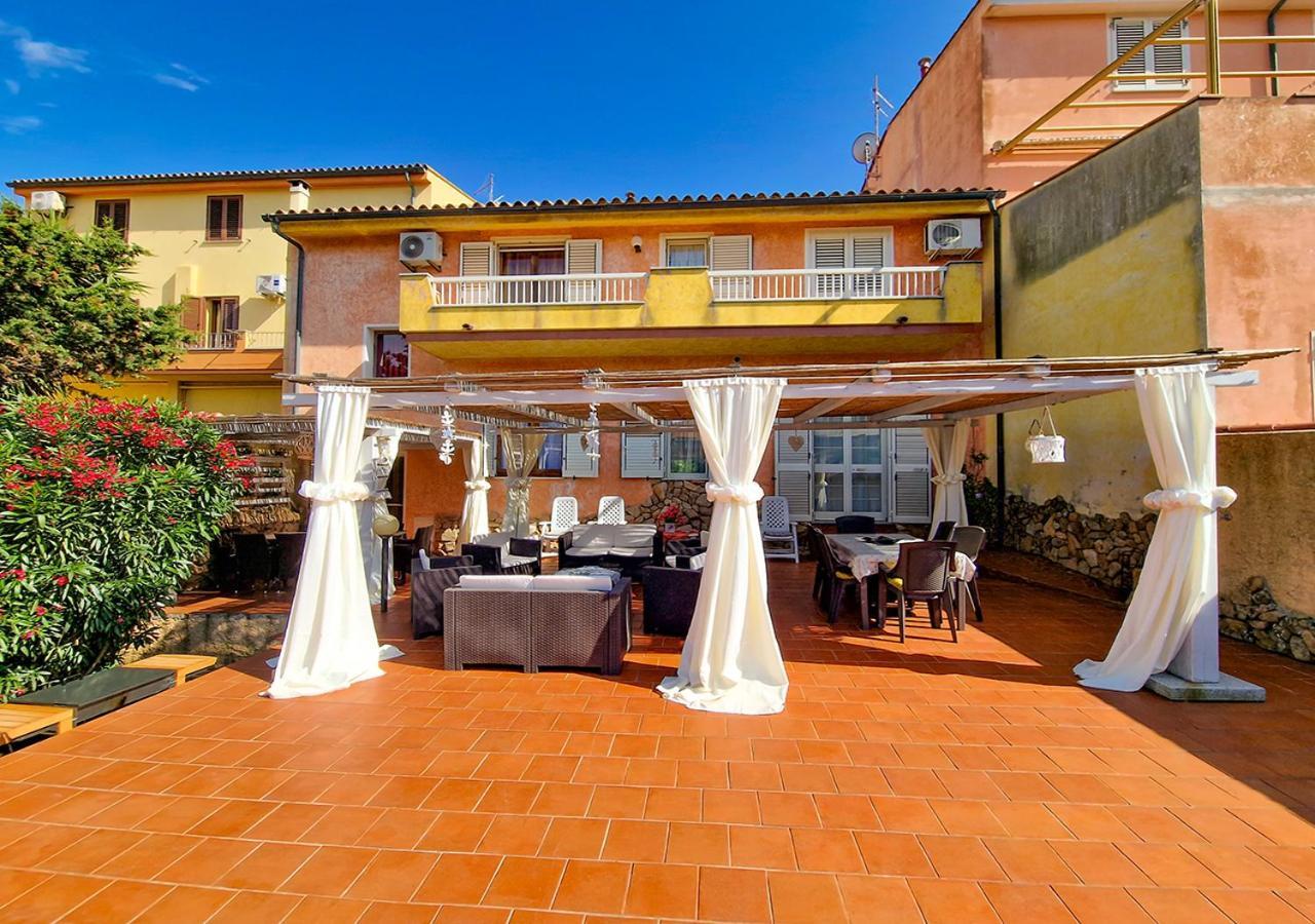 Murphy Holiday Homes - Residenza Nadia La Maddalena  Exteriör bild